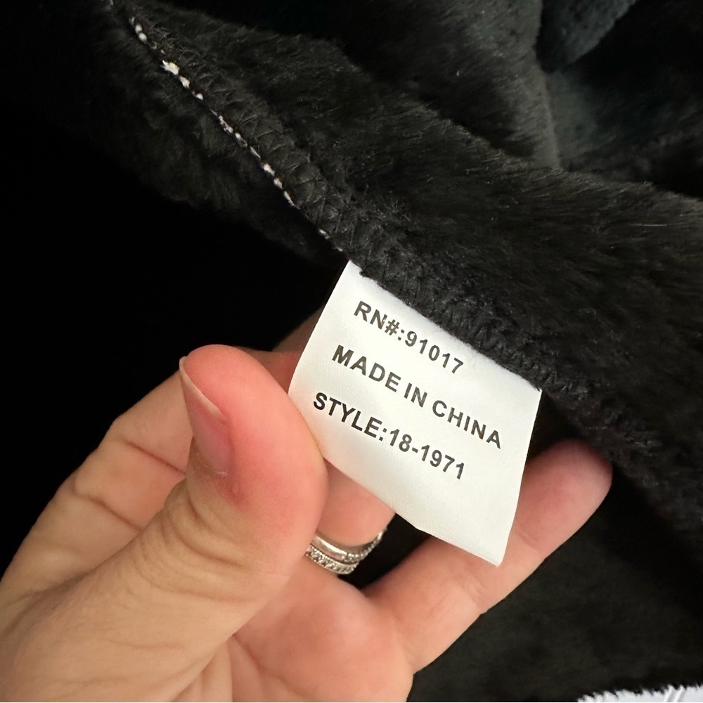 Solitaire Twill Plaid Faux Fur Belted Coat New Womens Large Black White New - Picture 9 of 10